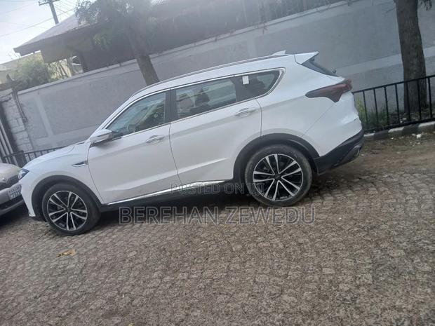 Jetour X70 Plus 2023 White