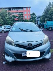 Toyota Yaris 2011 Silver for sale
