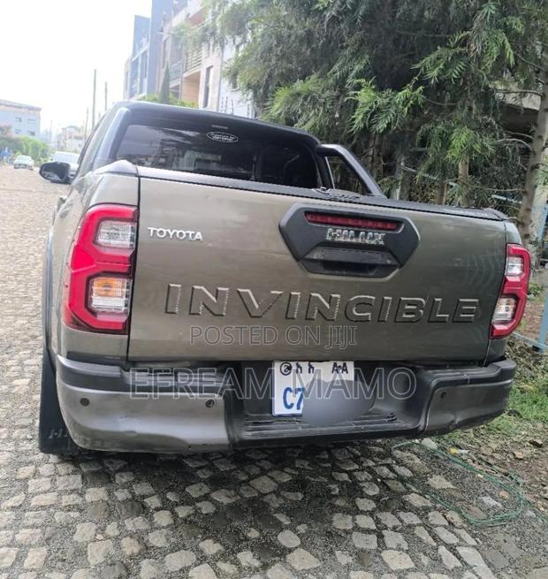 Toyota Hilux 2014