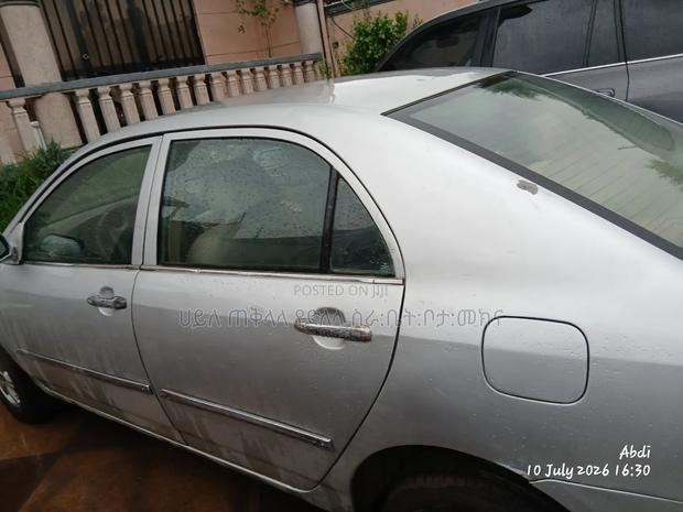 Toyota Corolla 2003 Off white