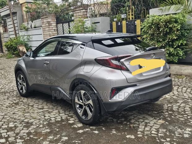 Toyota C-HR 2020 Ivory