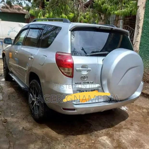 Toyota RAV4 2008 Silver