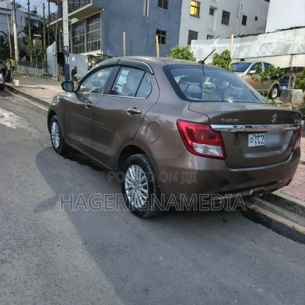 Suzuki Dzire 2022 Gray