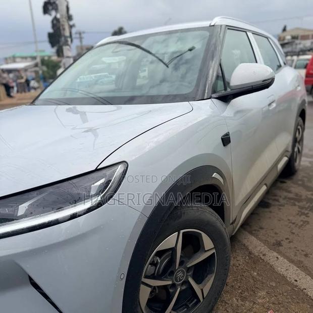 BYD Yuan Up 2025 Ivory