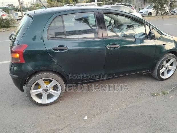 Toyota Yaris 2007 Brown