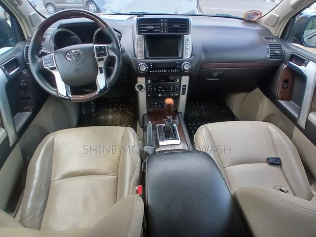 Toyota Land Cruiser 2013 Black