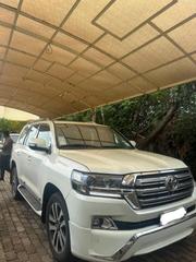 Toyota Land Cruiser 2012 White for sale