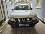 Nissan Patrol 2010 White for sale