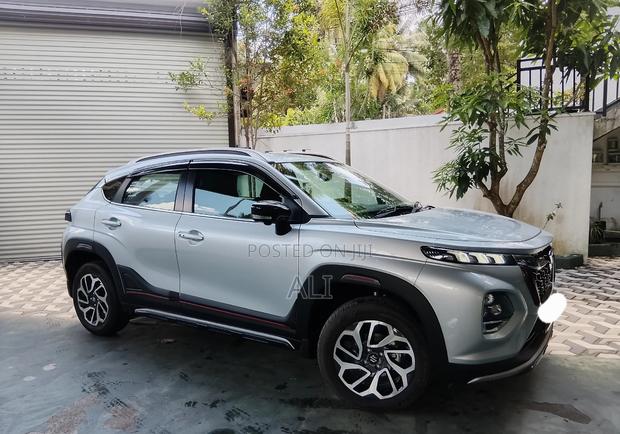 Suzuki Fronx 2025 Silver