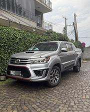 Toyota Hilux 2017 Silver for sale