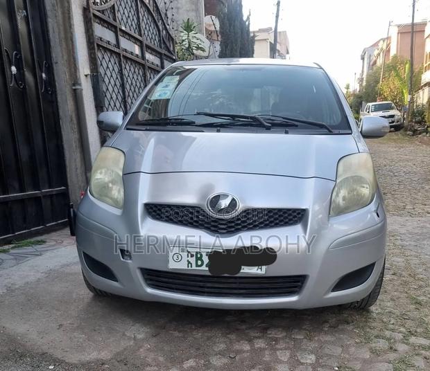 Toyota Yaris 2008 Silver