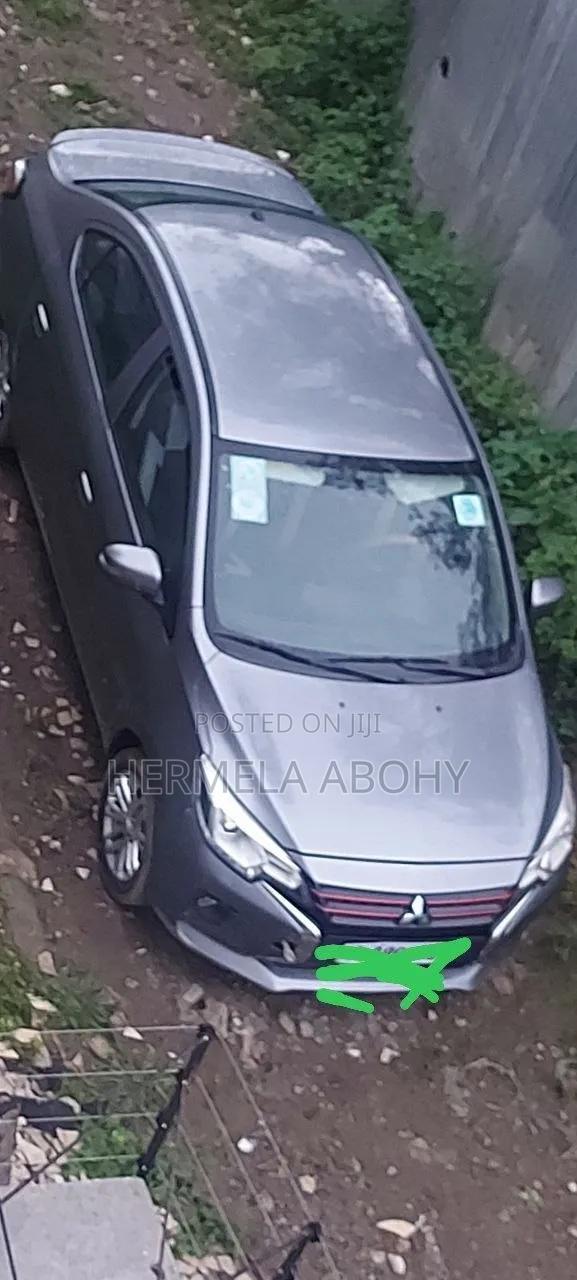 Mitsubishi Attrage 2022 Gray