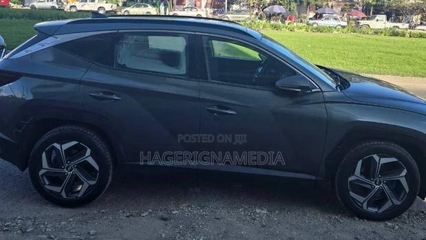 Hyundai Tucson 2022 Gray