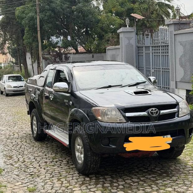 Toyota Hilux 2008 Black