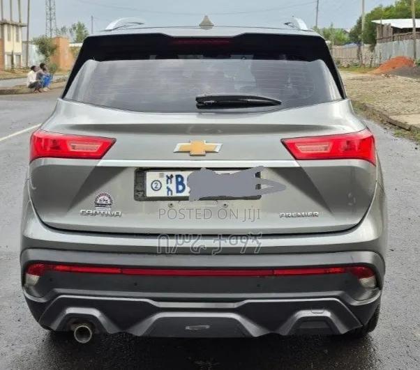 Chevrolet Captiva 2021 Gray