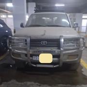 Toyota Land Cruiser 2002 Gold for sale