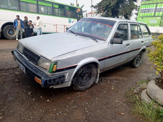 Toyota Avalon 1986 Silver