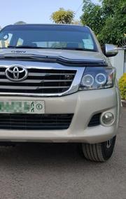 Toyota Hilux 2015 Beige for sale