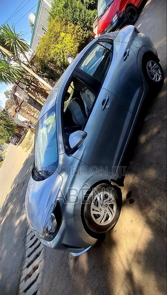 Hyundai I10 2022 Silver