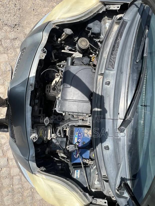 Toyota Yaris 2009 Gray