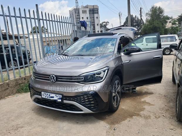 Volkswagen ID.6 2024