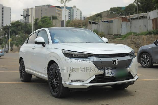Honda e:NS1 2022 White