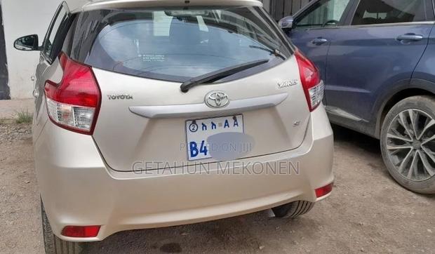 Toyota Yaris 2016