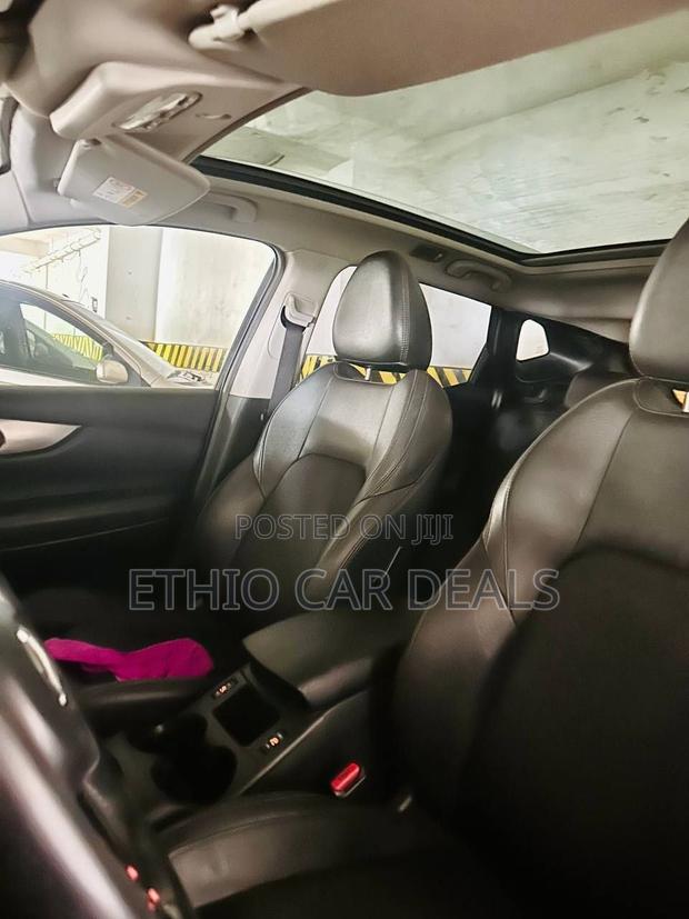 Nissan Qashqai 2018 Black