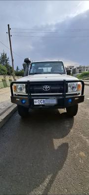 Toyota Land Cruiser 2019 White for sale