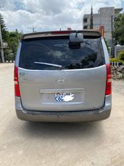 Hyundai Staria 2022 Gray for sale
