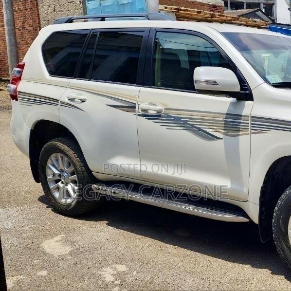 Toyota Land Cruiser 2014 White