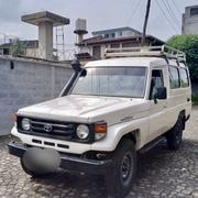 Toyota Land Cruiser 2005 White for sale