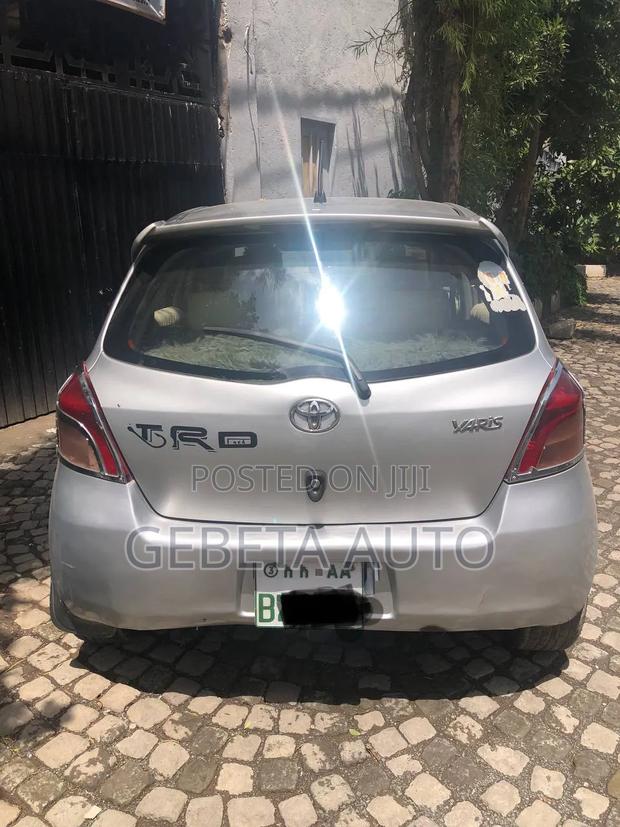 Toyota Yaris 2006