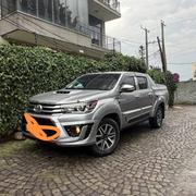 Toyota Hilux 2017 Gray for sale