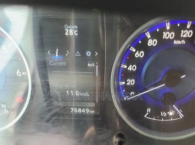 Toyota Hilux 2016 Silver