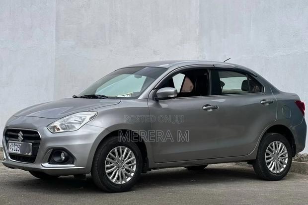 Suzuki Dzire 2022 Silver