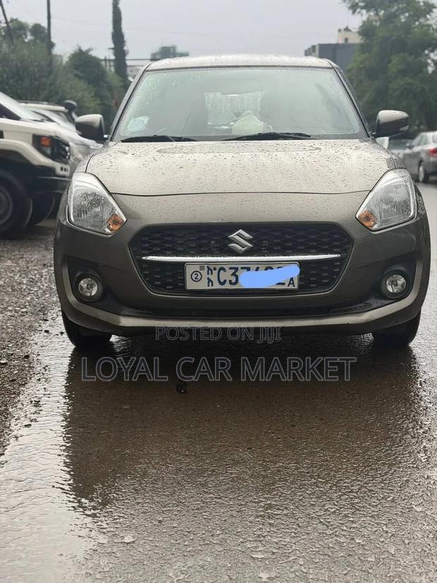 Suzuki Swift 2022 Ivory