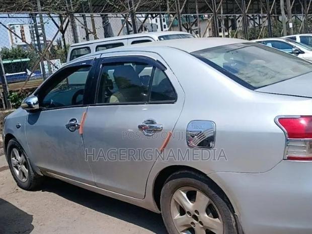 Toyota Yaris 2007 Silver