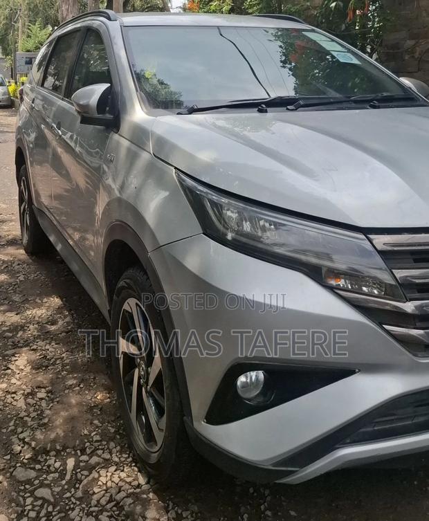 Toyota Rush 2022 Silver