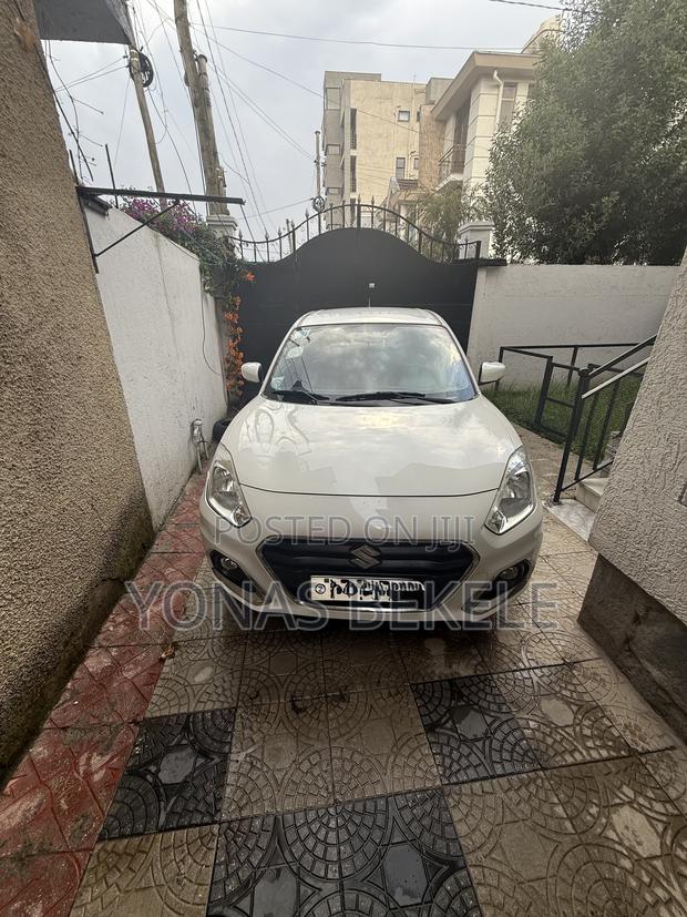 Suzuki Dzire 2022 White