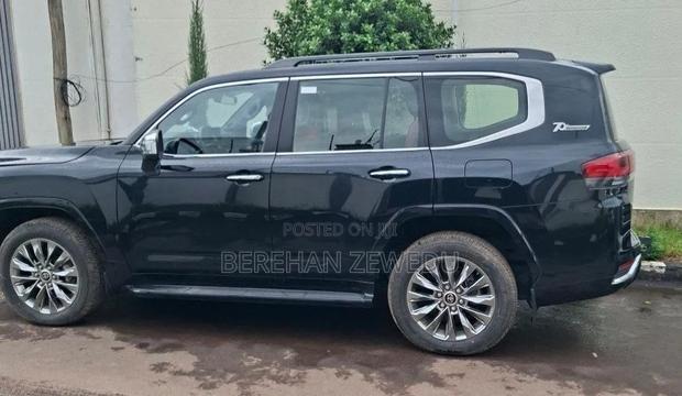 New Toyota Land Cruiser 2024 Black