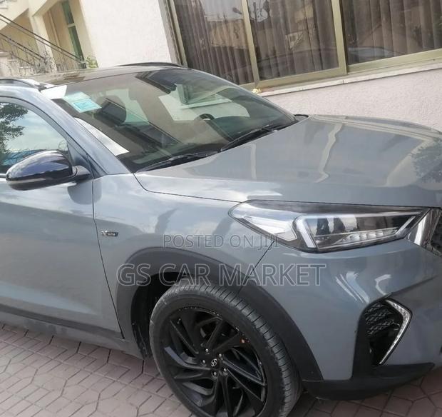 Hyundai Tucson Sport FWD 2020 Gray