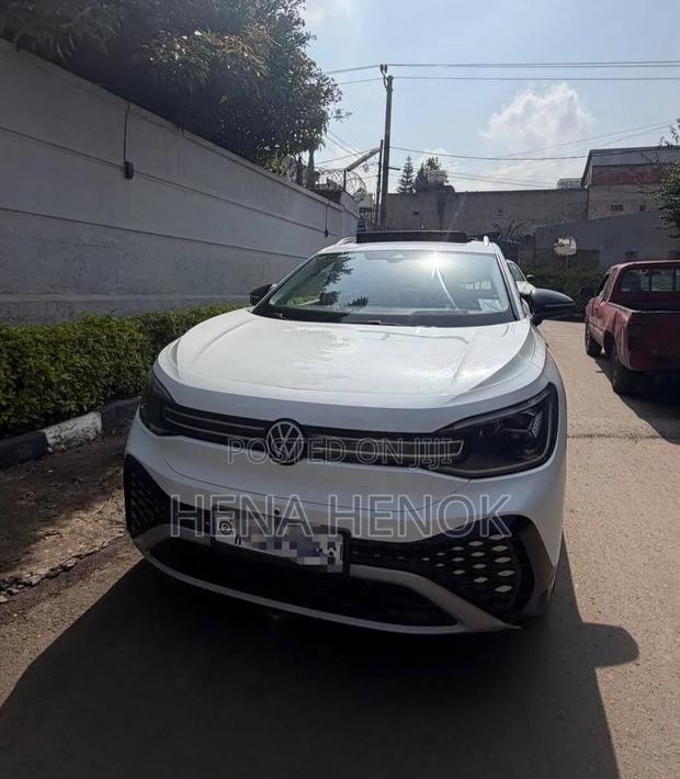 Volkswagen ID.6 2024 White