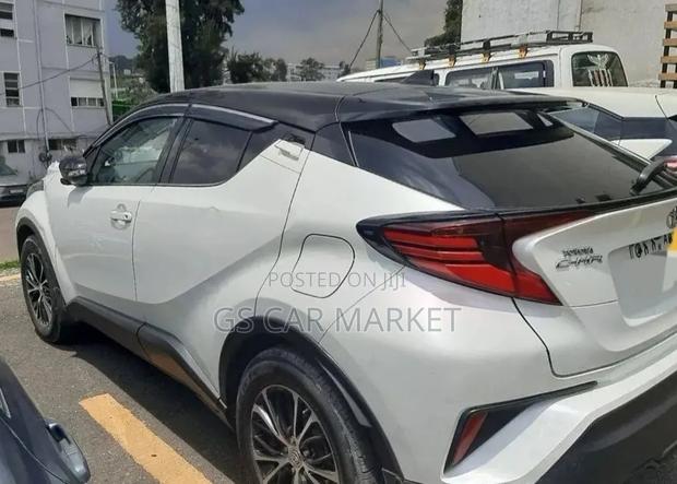 Toyota C-HR Limited FWD 2020 White