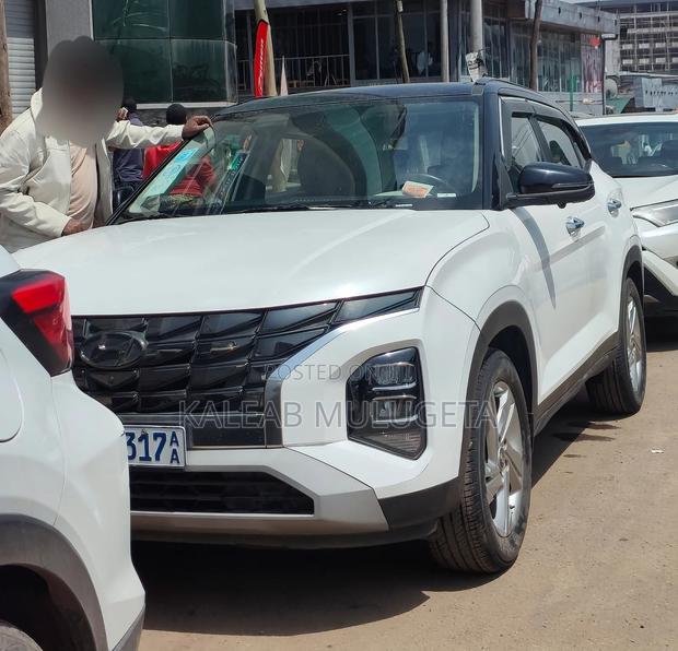 Hyundai Creta 2023 White