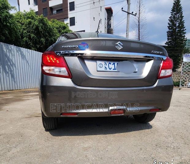 Suzuki Dzire 2022 Gray