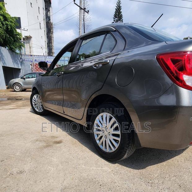 Suzuki Dzire 2022 Gray
