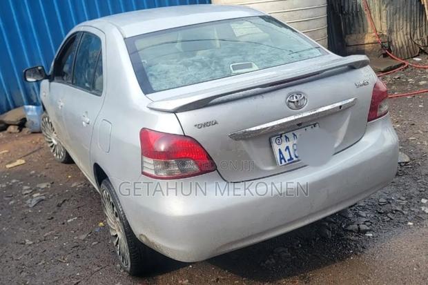 Toyota Yaris 2007 Silver