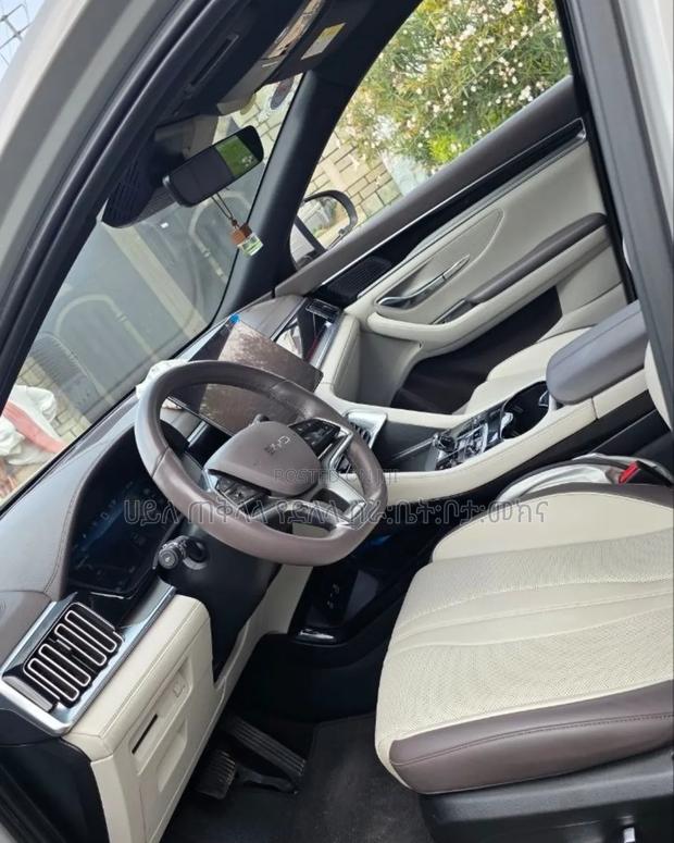 BYD Song Plus 2025 Off white