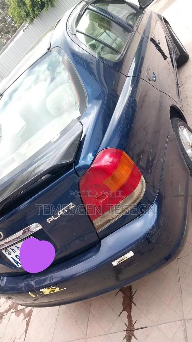 Toyota Platz 2005